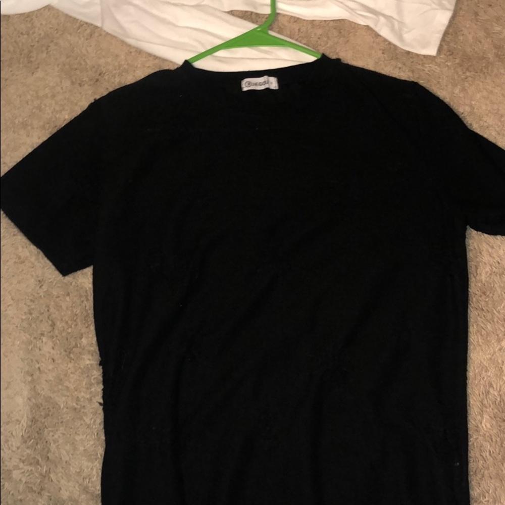 Black Spotted Rips Tshirt